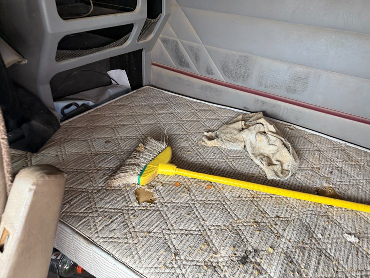 1996-international-9400-image-72