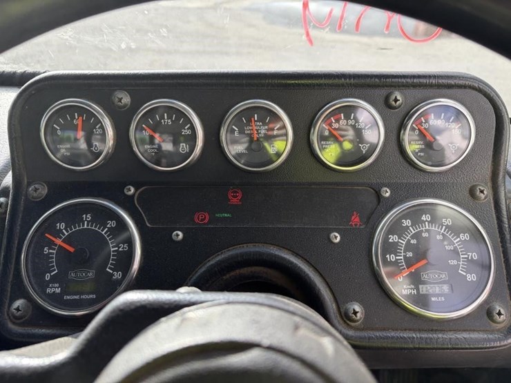 2010-autocar-xpeditor-image-14