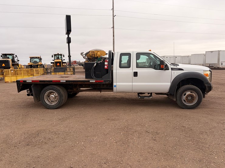 2015-ford-f550-image-3