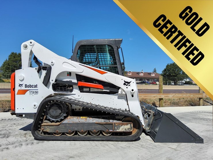 2019-bobcat-t740-image-1