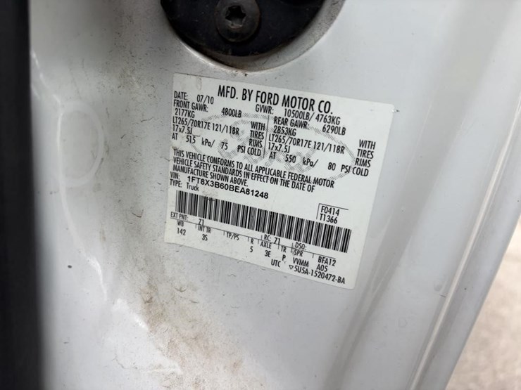 2011-ford-f350-image-18