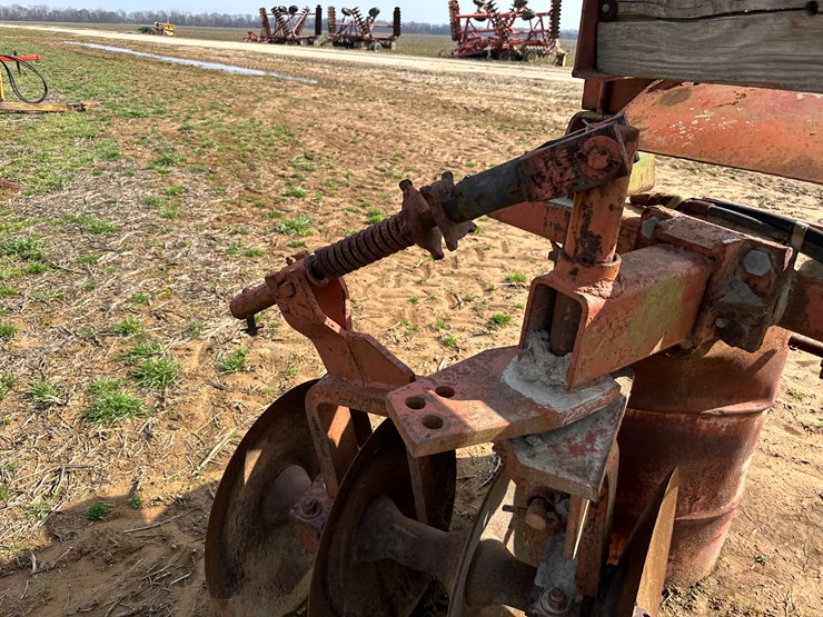 #38698-•-levee-plow-w/-seeder-image-9