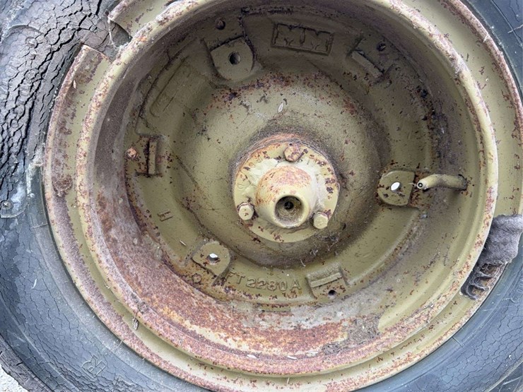 minneapolis-moline-utc-image-38