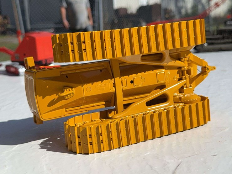 caterpillar-d9-image-8