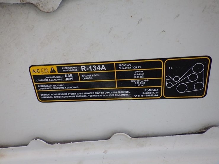 2013-ford-transit-image-13