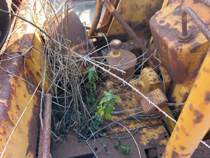 minneapolis-moline-diesel-crawler-image-35