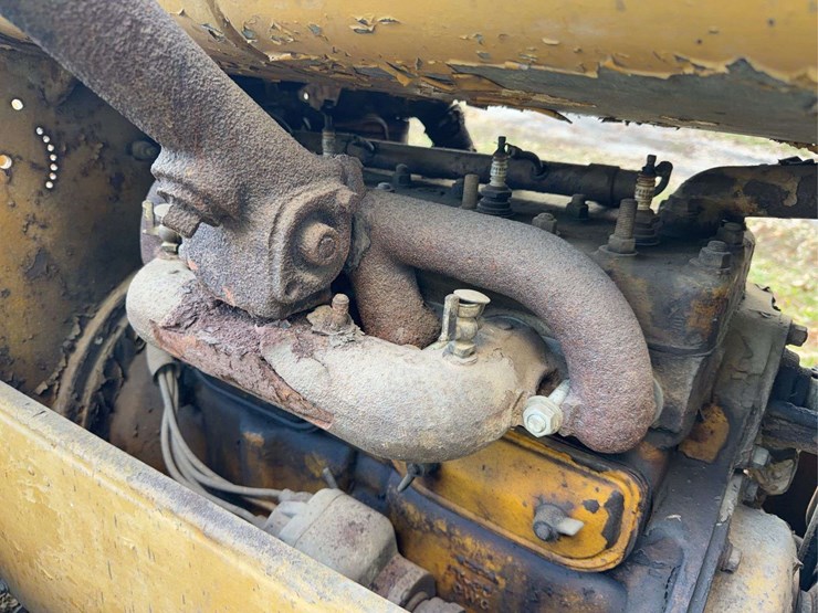 caterpillar-ten-gas-crawler-image-17