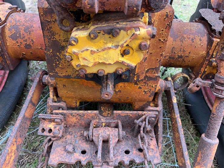 minneapolis-moline-445-image-51