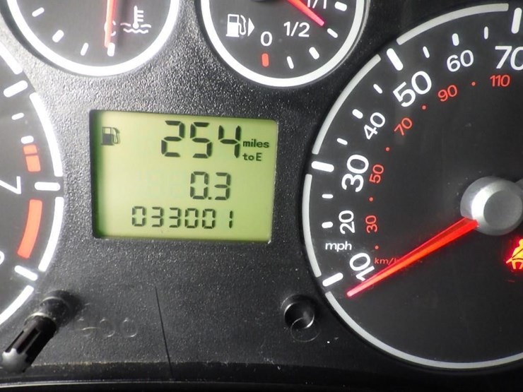 2013-ford-transit-image-24