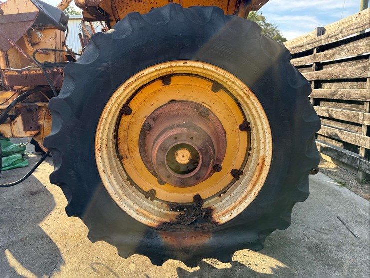 minneapolis-moline-g1000-image-28