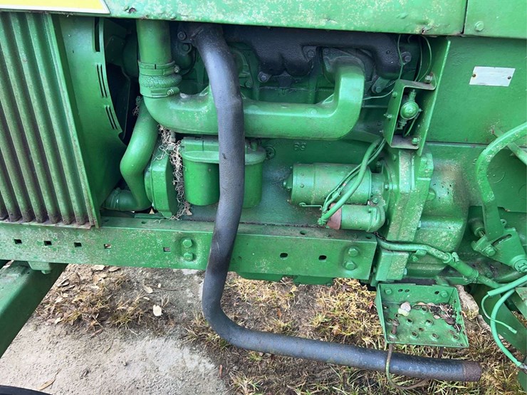 john-deere-3020-image-69