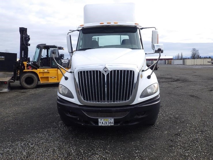 2009-international-prostar-image-2