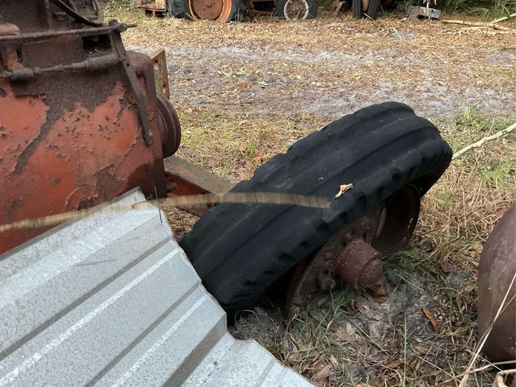 minneapolis-moline-pkg-57-parts-tractor-image-19