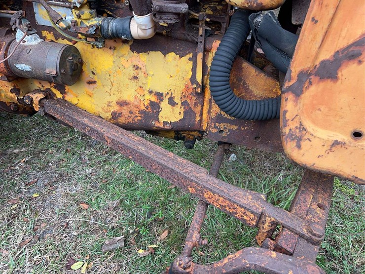 minneapolis-moline-445-image-27