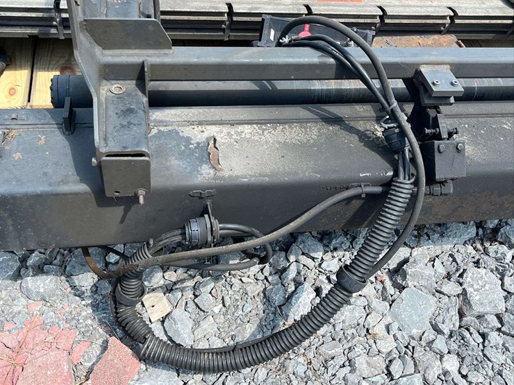 maxon-semi--trailer-lift-gate-image-6