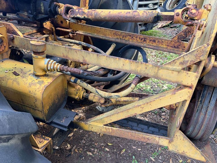 john-deere-840-image-34