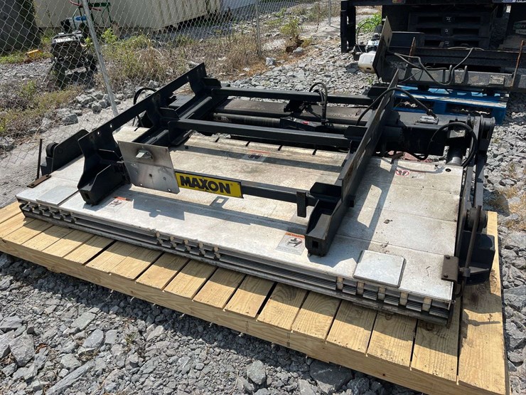 maxon-semi--trailer-lift-gate-image-4