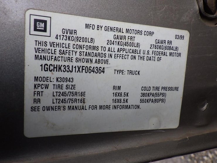 1999-chevrolet-3500-image-26