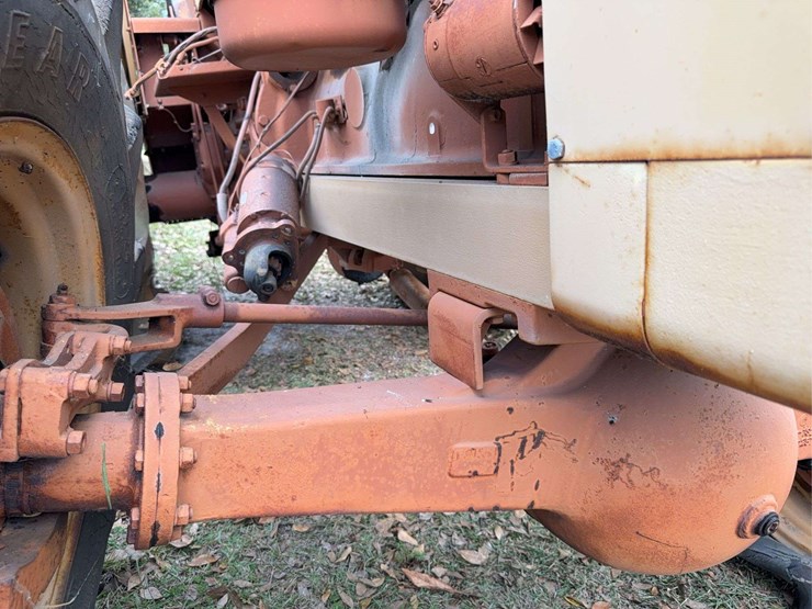 minneapolis-moline-g706-image-39