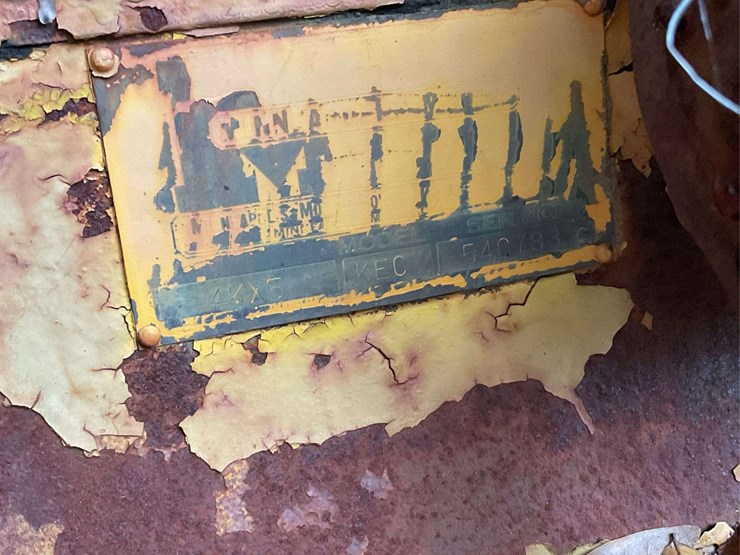 minneapolis-moline-parts-tractor-image-16