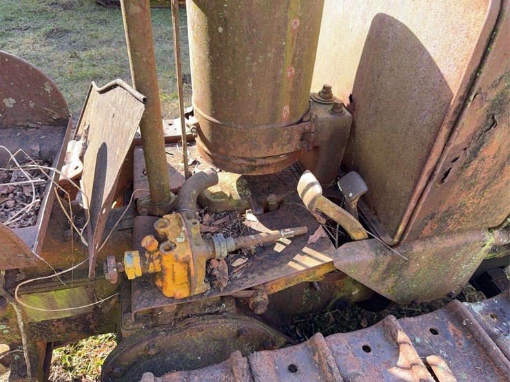 caterpillar-2-ton-image-25