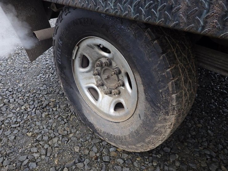 1999-chevrolet-2500-image-17