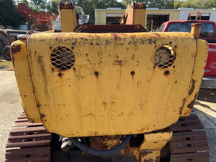 minneapolis-moline-diesel-crawler-image-30