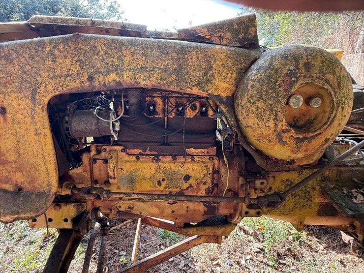 minneapolis-moline-lp-parts-tractor-image-22