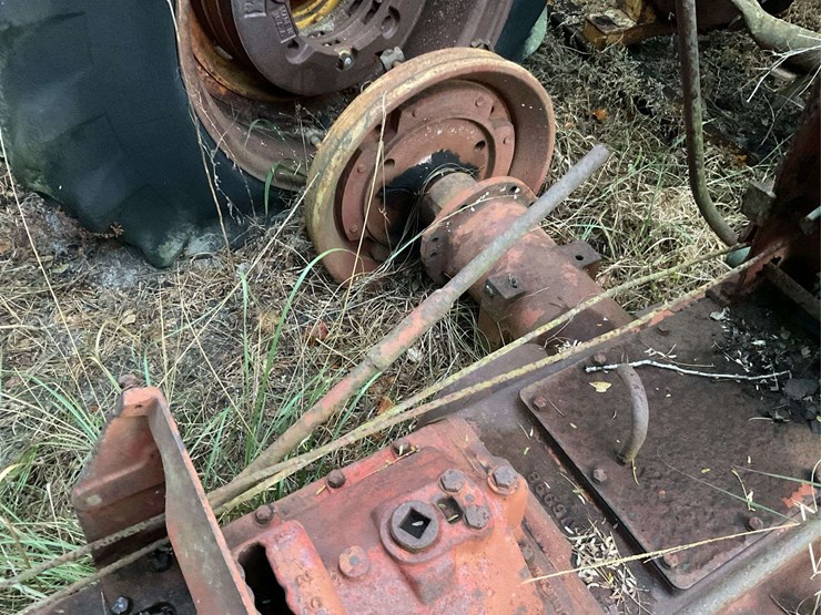 minneapolis-moline-pkg-57-parts-tractor-image-8