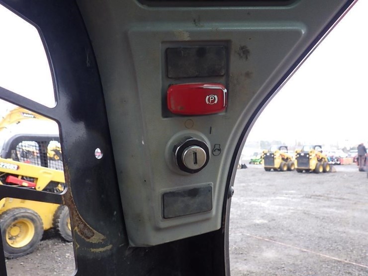 caterpillar-226d3-image-23