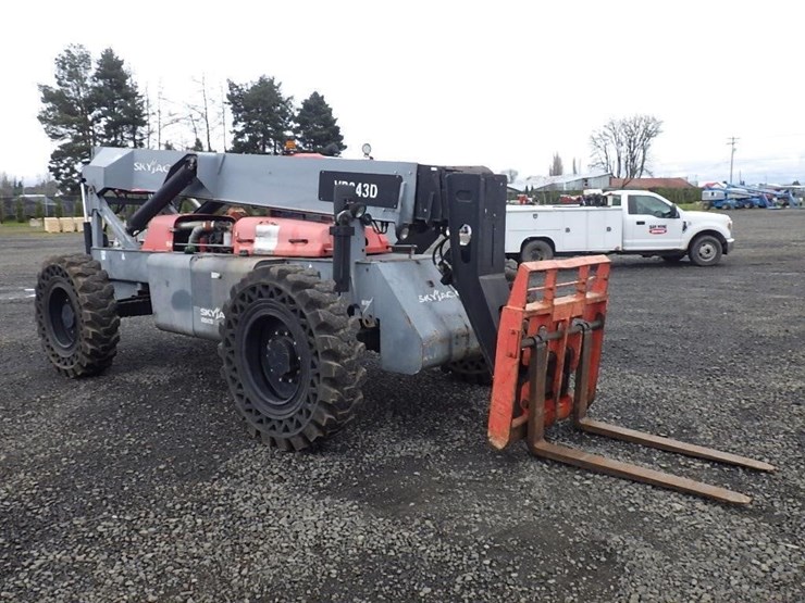 2013-skyjack-vr843d-image-3