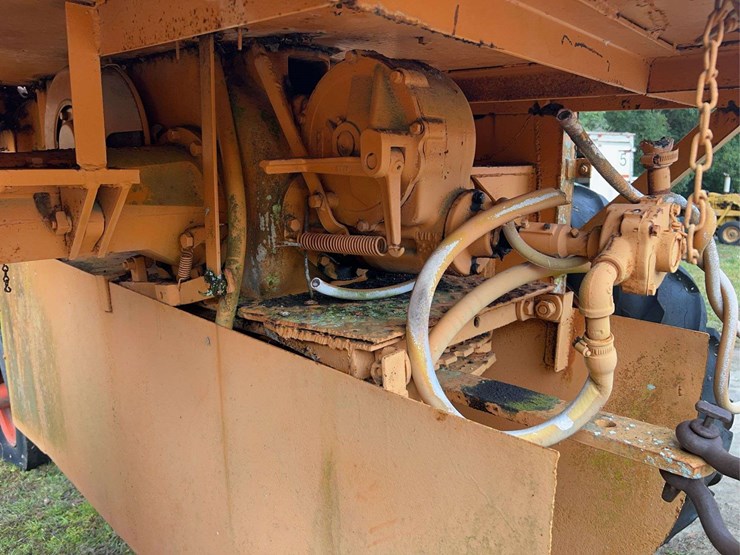 minneapolis-moline-ztu-image-37