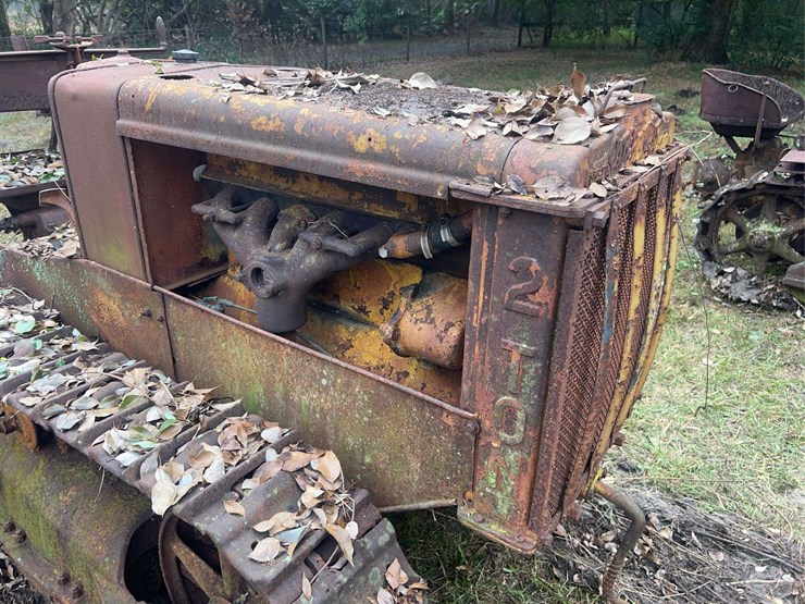 caterpillar-2-ton-crawler-image-10