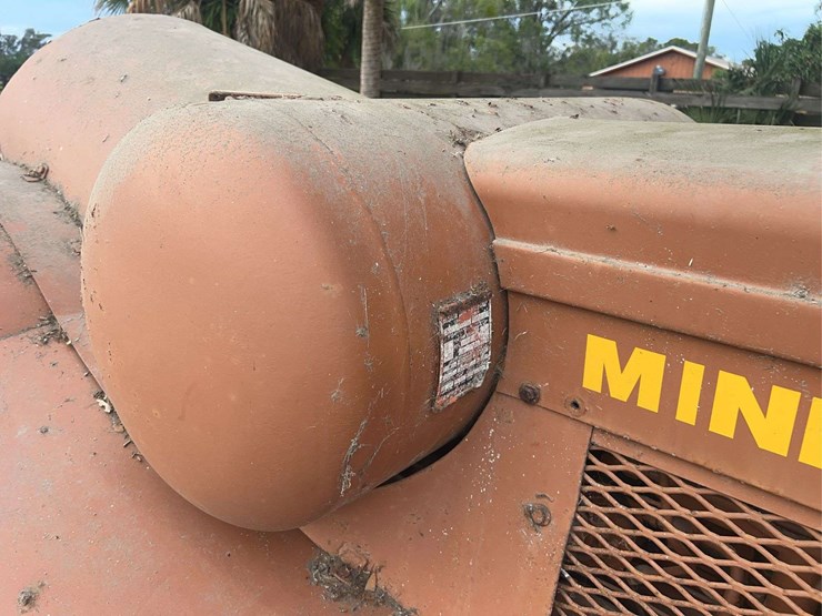 minneapolis-moline-jet-star-3-image-24