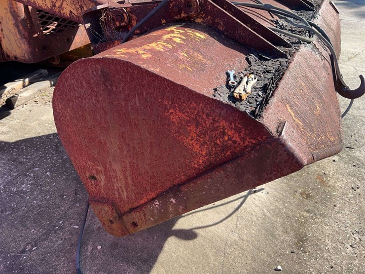 minneapolis-moline-diesel-crawler-image-6