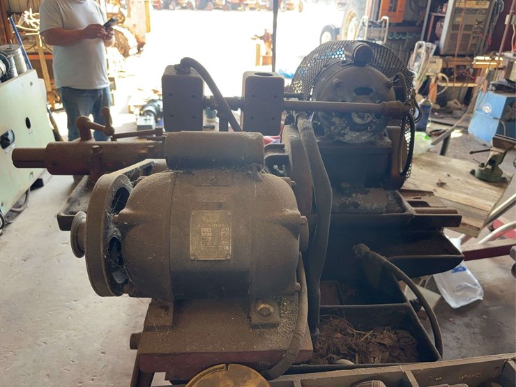 van-norman-piston-turning-&-grinding-machine-image-9