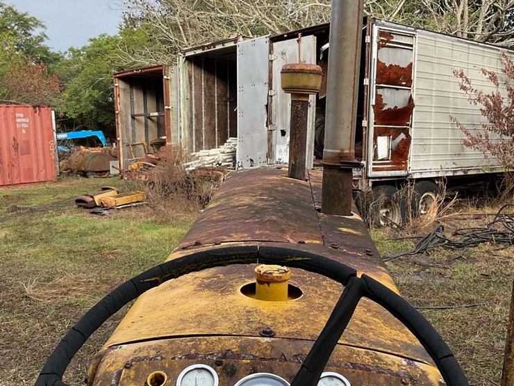 minneapolis-moline-g900-image-6