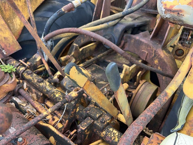 john-deere-840-image-24