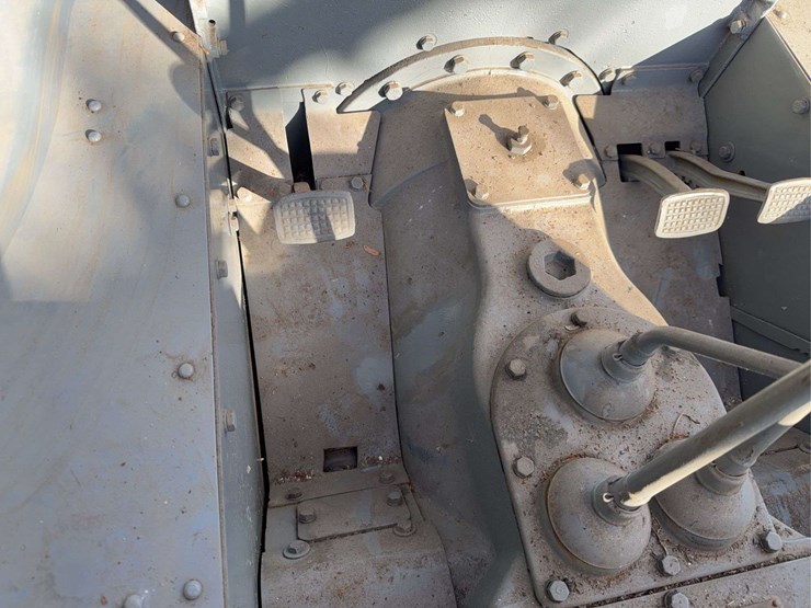 caterpillar-ten-orchard-image-41