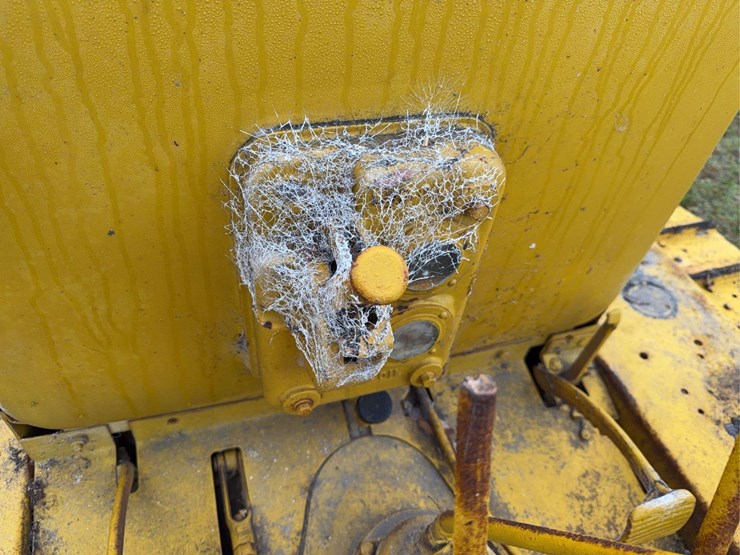 caterpillar-diesel-thirty-five-image-26