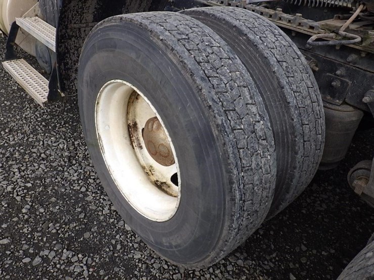 2009-international-prostar-image-32