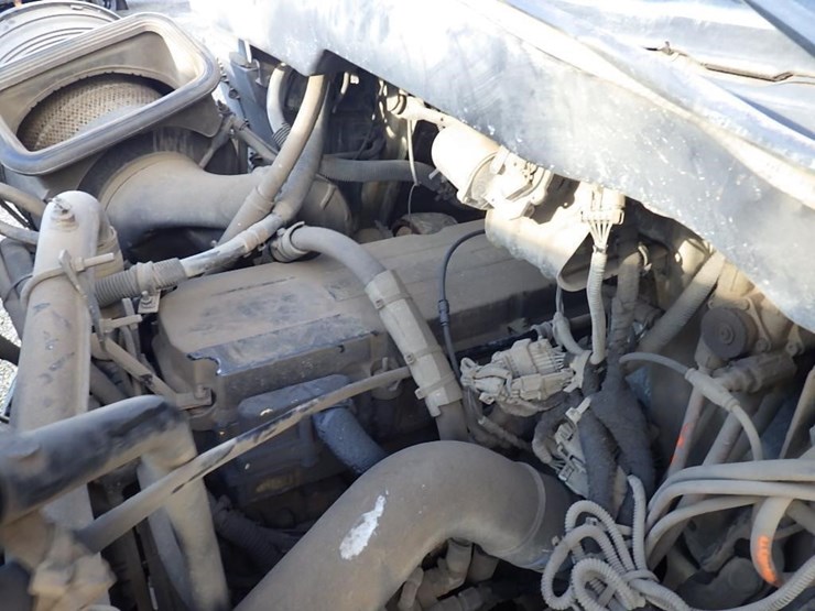 2007-international-7600-image-11