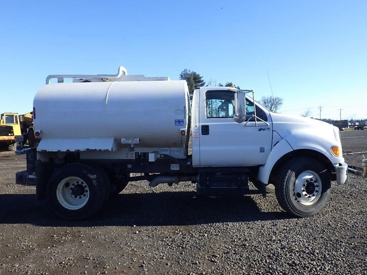 2015-ford-f750-image-4