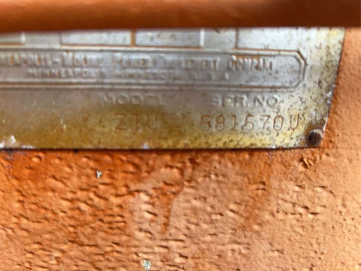 minneapolis-moline-ztu-image-60