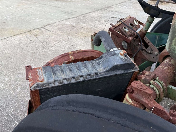 oliver-2255-parts-tractor-image-28