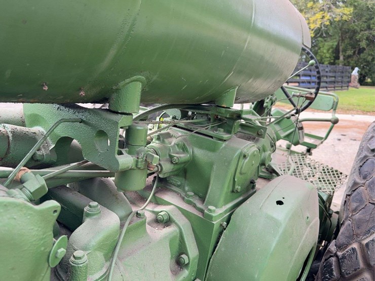 john-deere-620-image-25