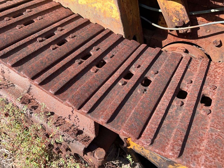 minneapolis-moline-diesel-crawler-image-55