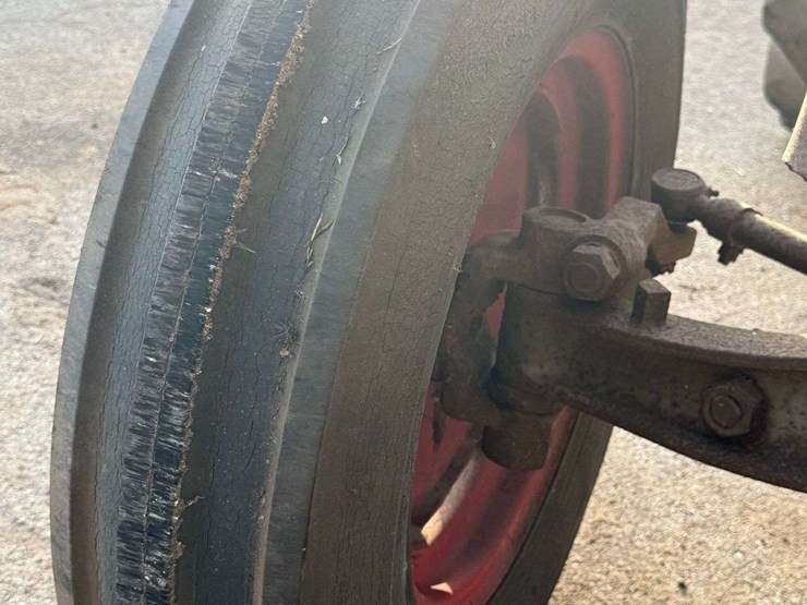 massey-ferguson-98-image-47