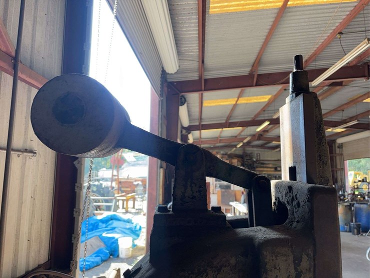 newton-philadelphia-vertical-shaper-image-13