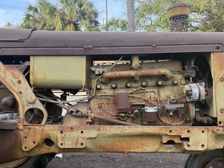 oliver-super-88-diesel-image-13